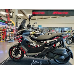 Aprilia SR GT 125 Replica - Imagen 1