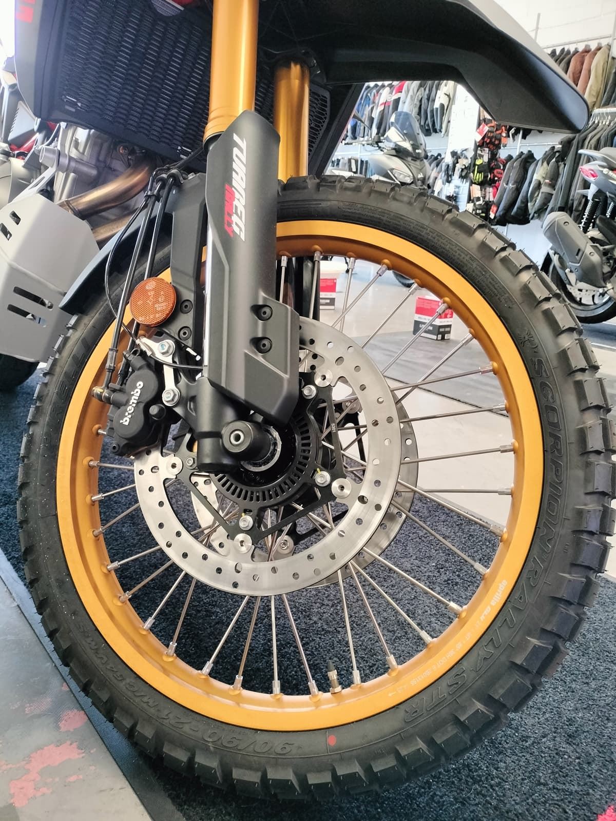 Aprilia Taureg 660 Rally E5+ - Imagen 6