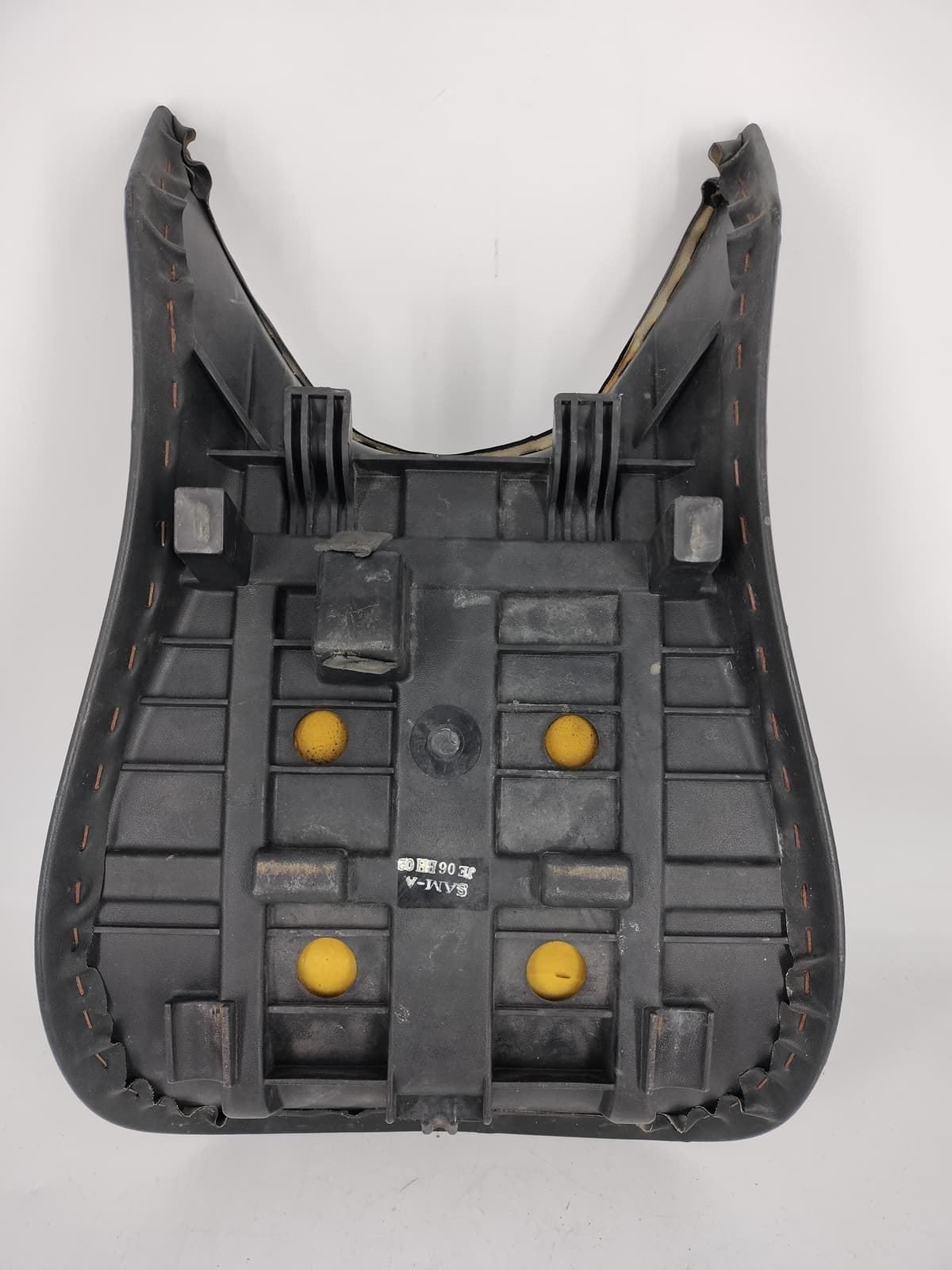 Asiento delantero Hyosung GT 125 / 250 / 650 R (OCASION) - Imagen 3