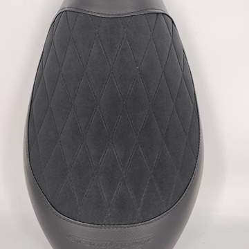 Asiento monoplaza Hyosung Bobber 125 / 300 - Imagen 1