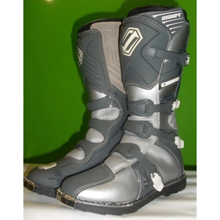 Botas Swift Combat gris - Imagen 2