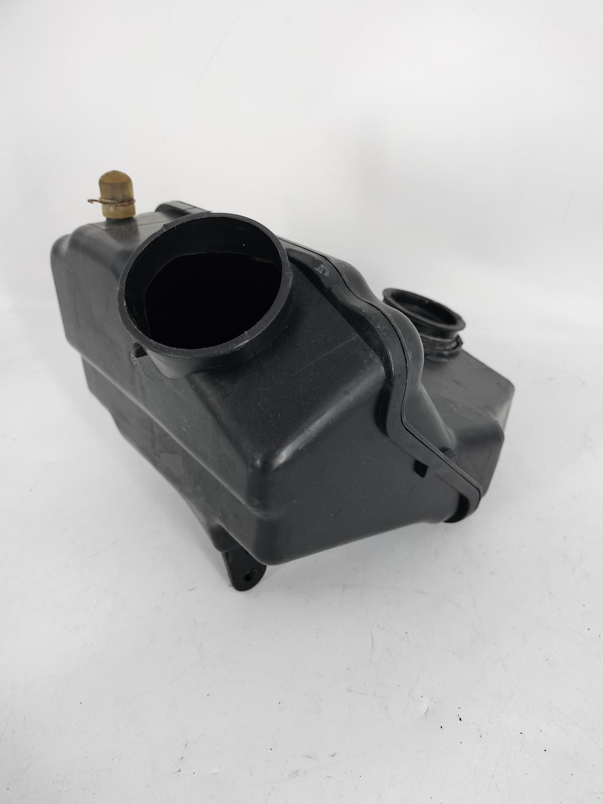 Caja filtro de aire Hyosung GV 125 E4 (OCASION) - Imagen 3