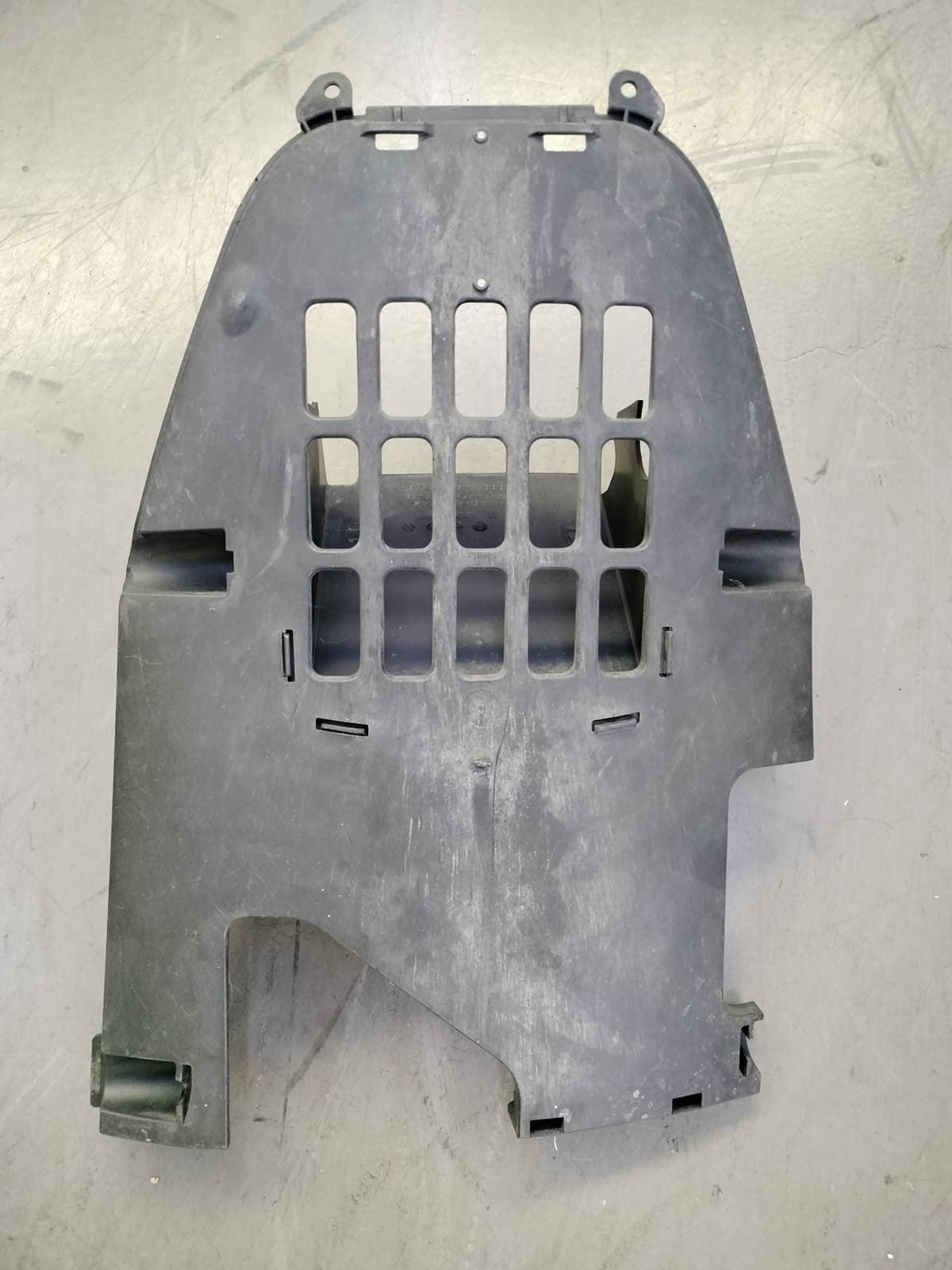 Carenado quilla inferior Kymco K-Xct 125/300 (OCASION) - Imagen 1