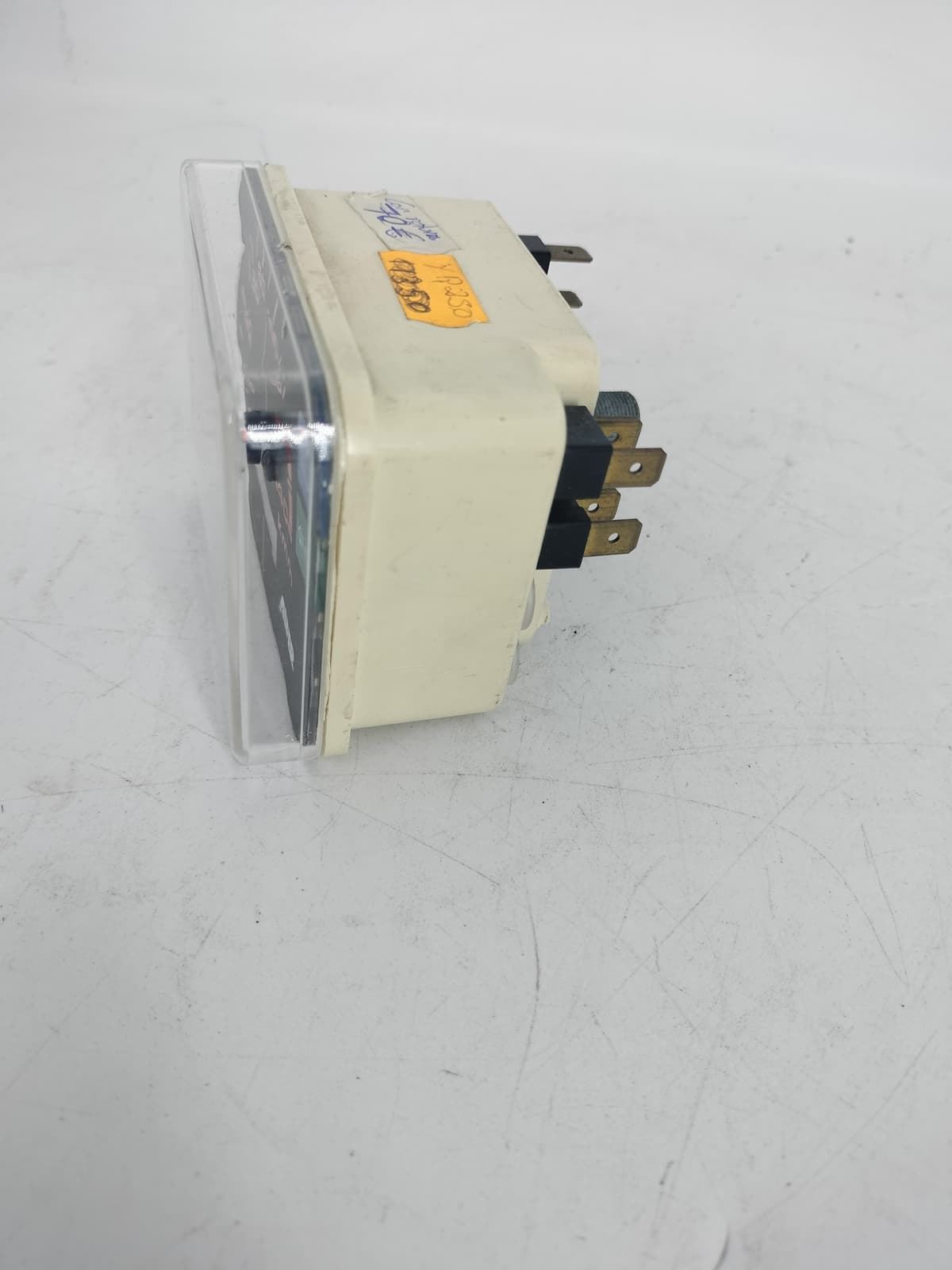 Cuadro cuenta Kms. Alfer (Con rotura en cristal) - Imagen 2