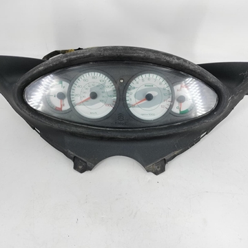 Cuadro cuenta Kms. Piaggio X9 125 (Ocasión) - Imagen 1