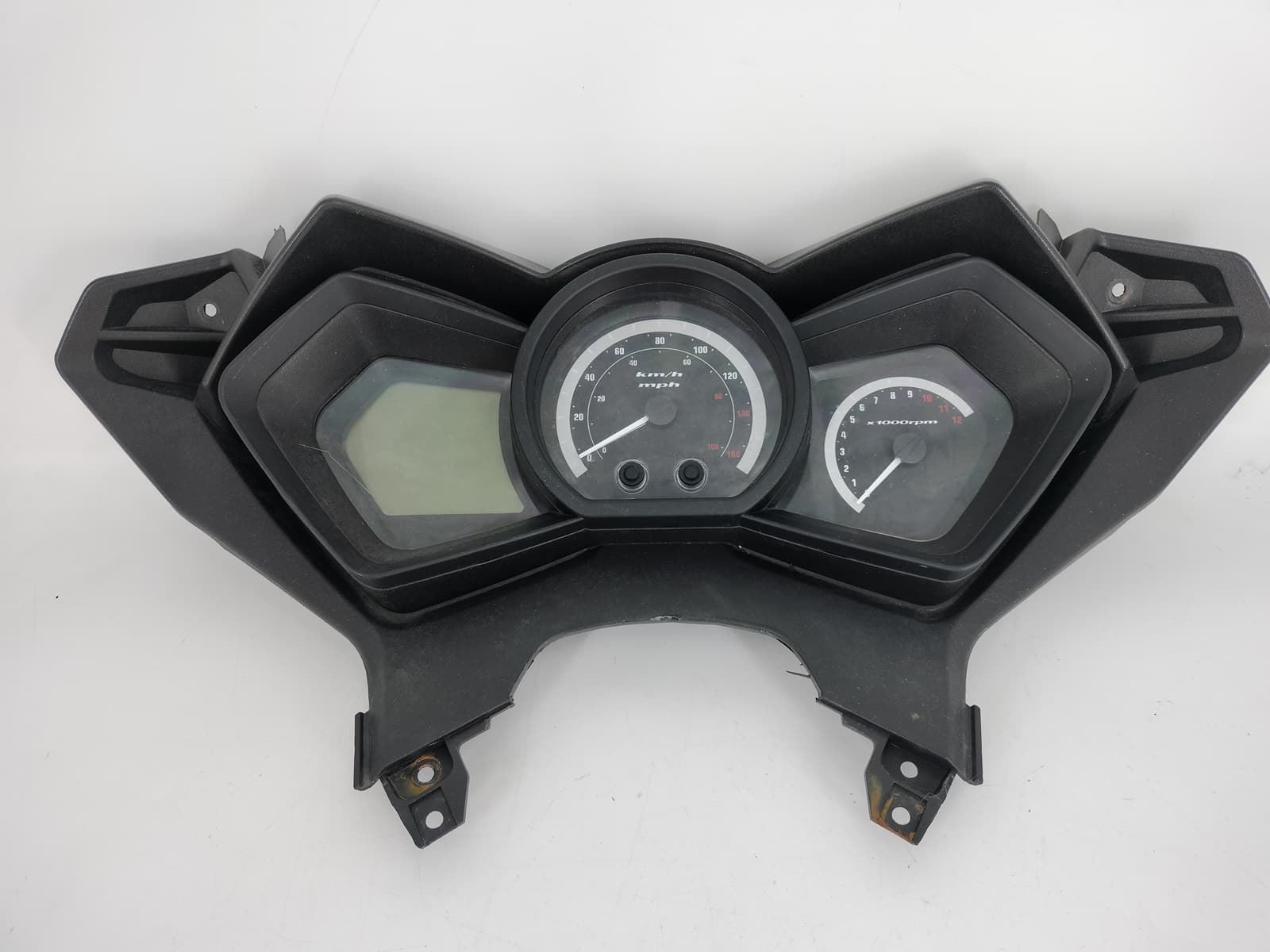 Cuadro cuenta Kms. Wottan Storm 125 (OCASION) - Imagen 1