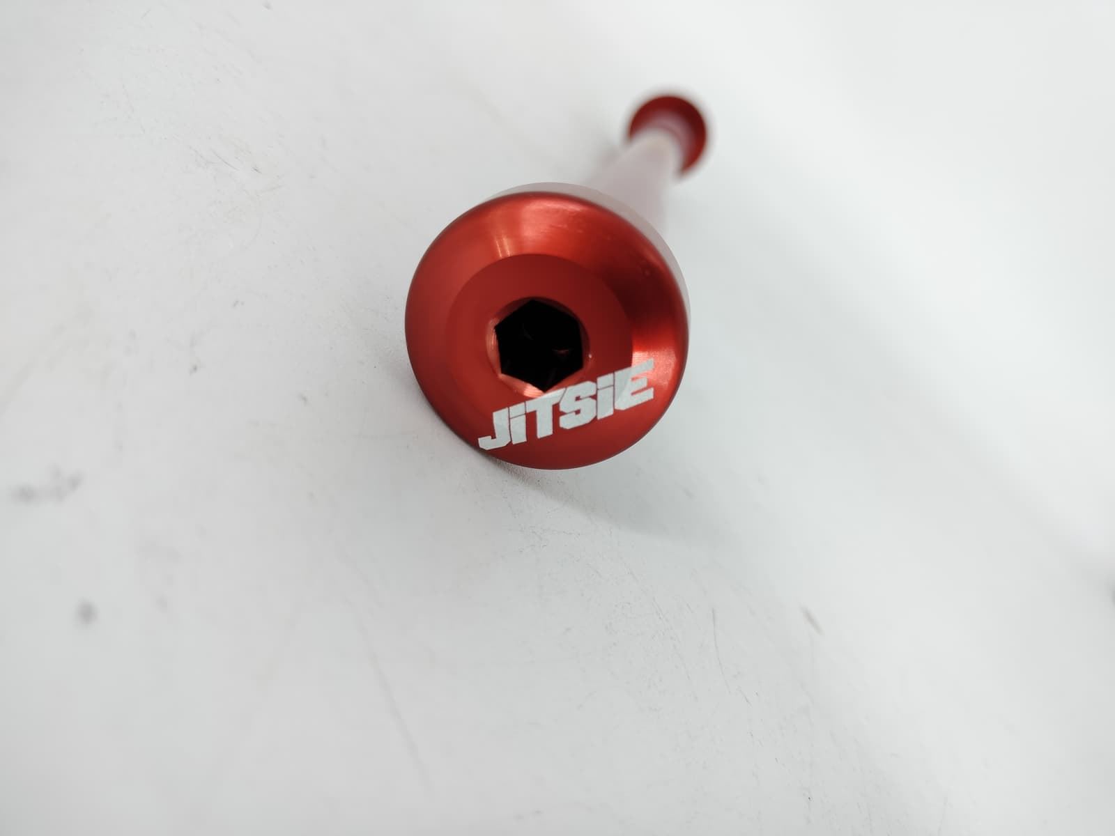 Eje de rueda trasera Jitsie rojo para Gasgas Pro - Imagen 3