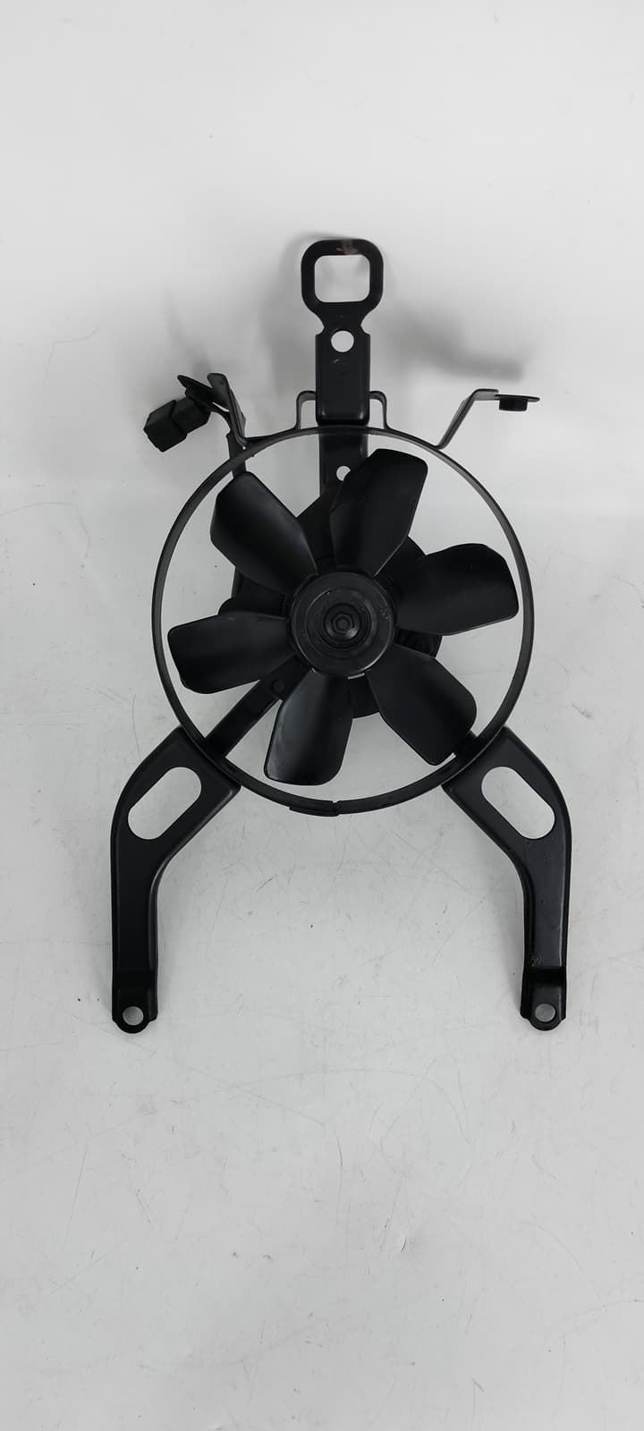 Electroventilador Kawasaki GPX 600 R / ZX 600 C (OCASION) - Imagen 3
