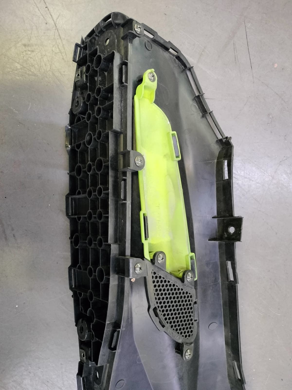 Faldón derecho Kymco K-Xct 125/300 (OCASION) - Imagen 4