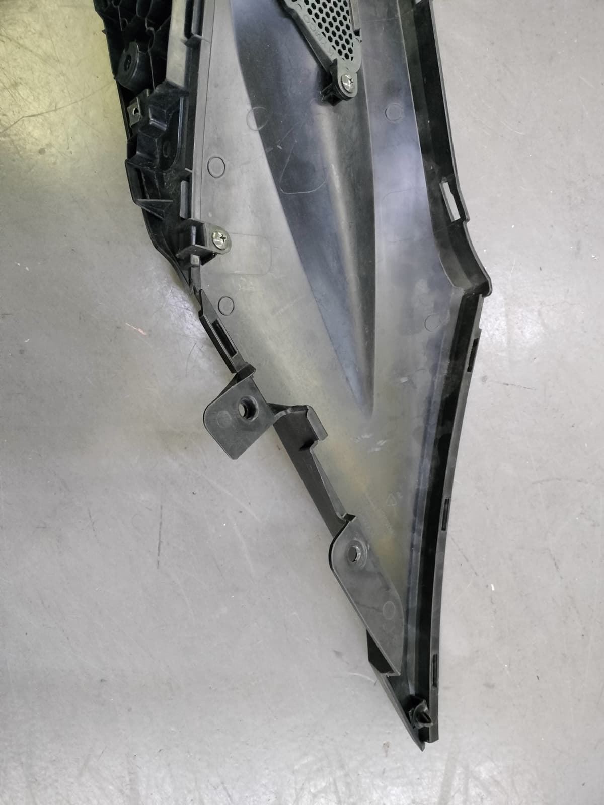 Faldón derecho Kymco K-Xct 125/300 (OCASION) - Imagen 5