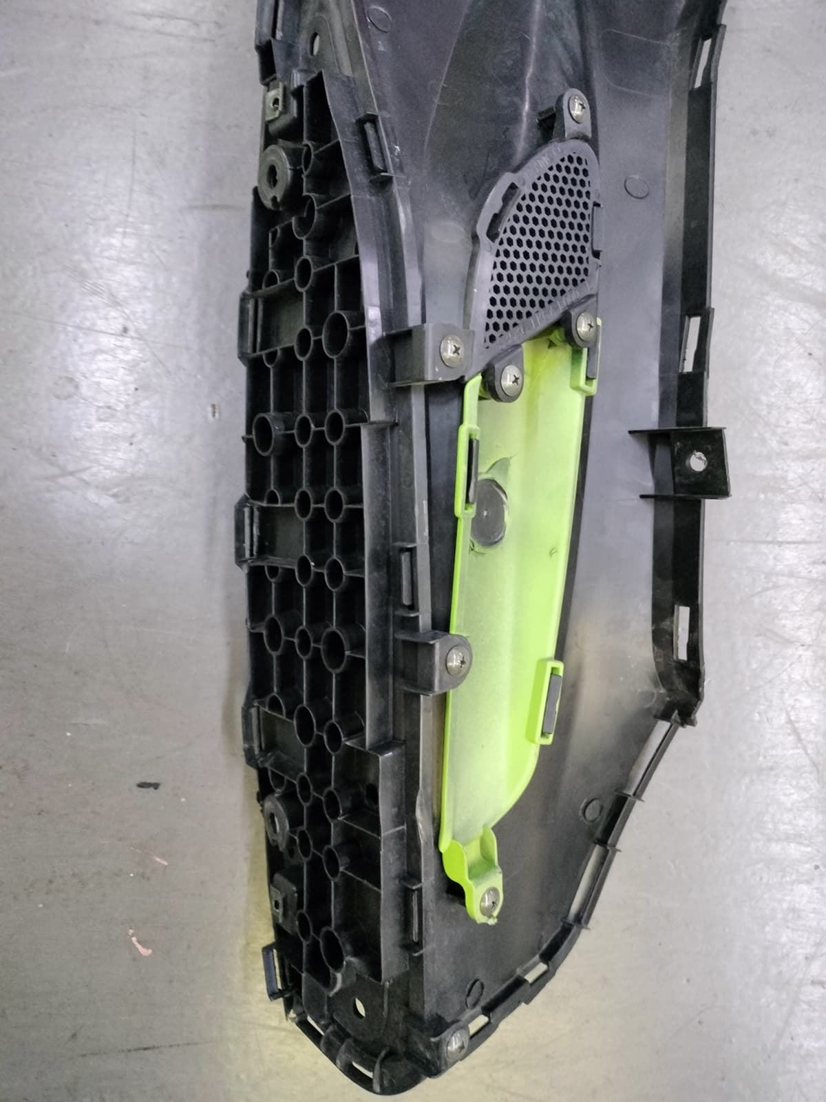 Faldón izquierdo Kymco K-Xct 125/300 (OCASION) - Imagen 4