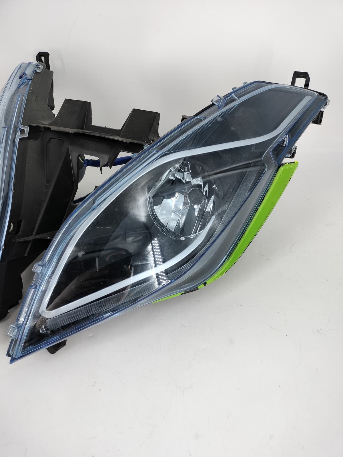 Faro delantero Kymco K-xct 125 / 300 (Ocasión) - Imagen 3