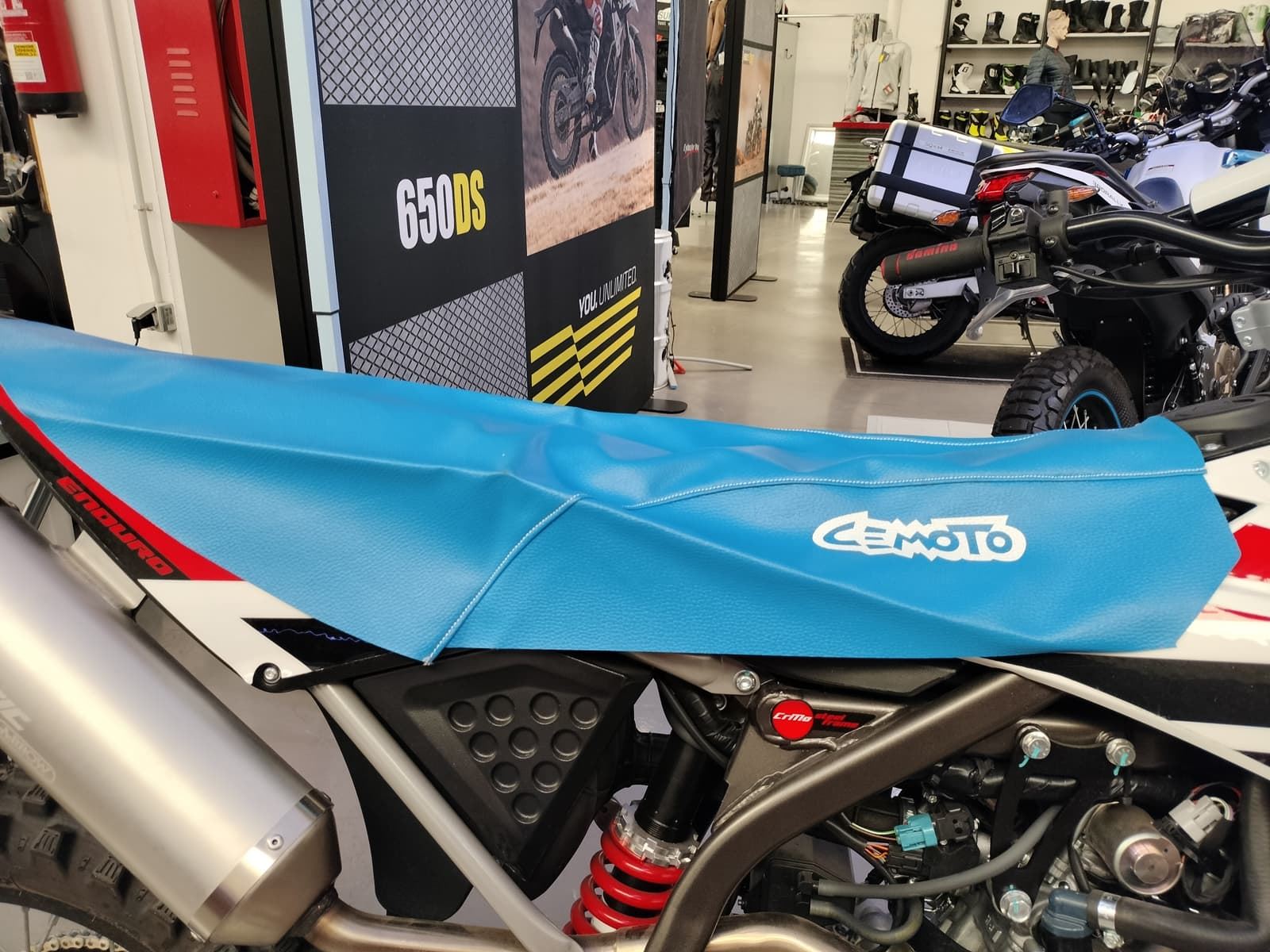Funda de asiento moto clásica Cemoto - Imagen 1