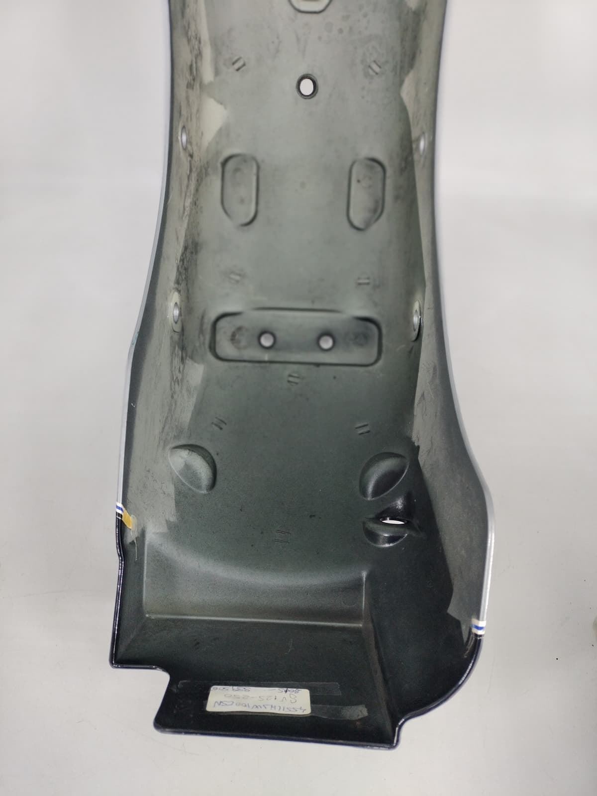 Guardabarros trasero Hyosung GV 125 / 250 (Seminuevo) - Imagen 7