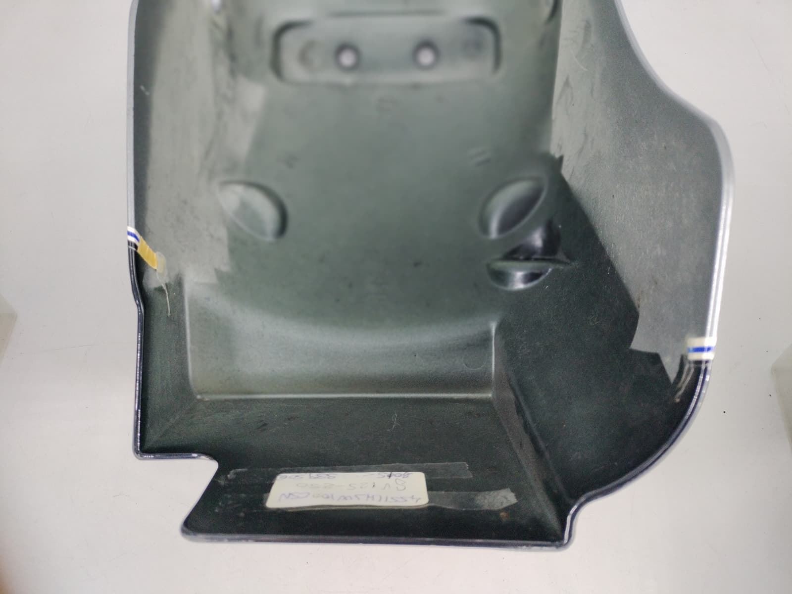 Guardabarros trasero Hyosung GV 125 / 250 (Seminuevo) - Imagen 8