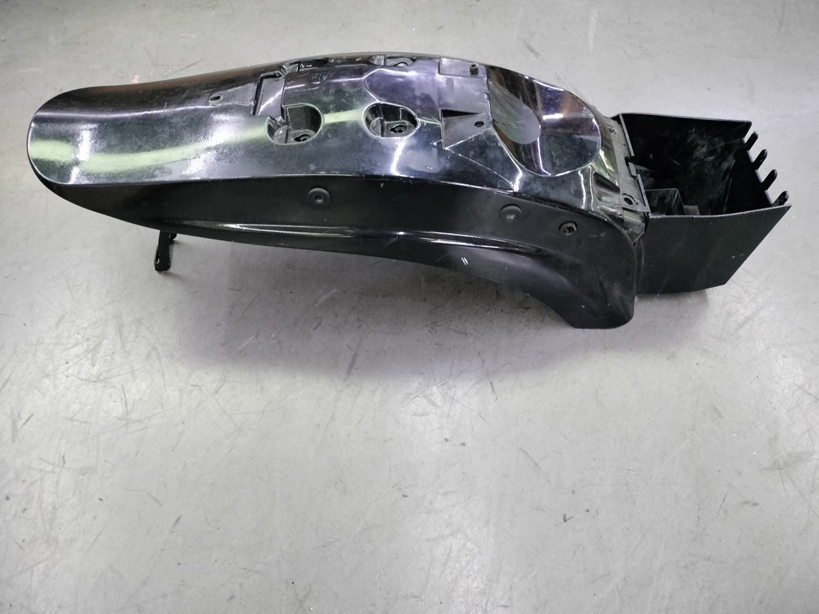 Guardabarros trasero Hyosung GV 650 (OCASION) - Imagen 1