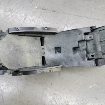 Guardabarros trasero interno Hyosung Aquila GV 650 (Ocasion) - Imagen 1