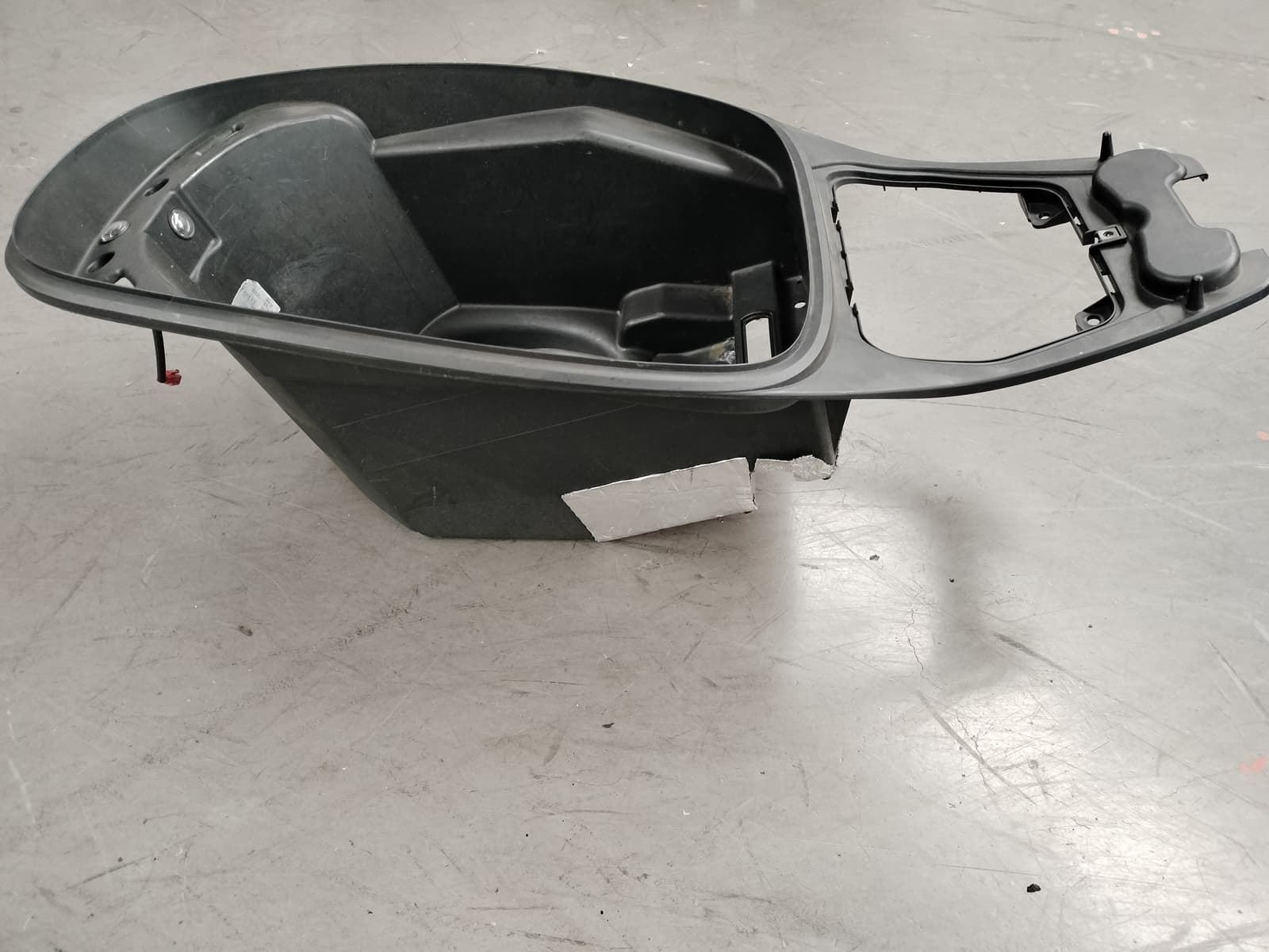 Interior asiento Kymco K-xct 125 / 300 (Ocasión) - Imagen 3