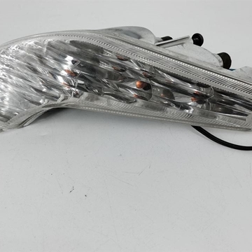 Intermitente delantero derecho Peugeot Vivacity 50 / 125 (Ocasion) - Imagen 1