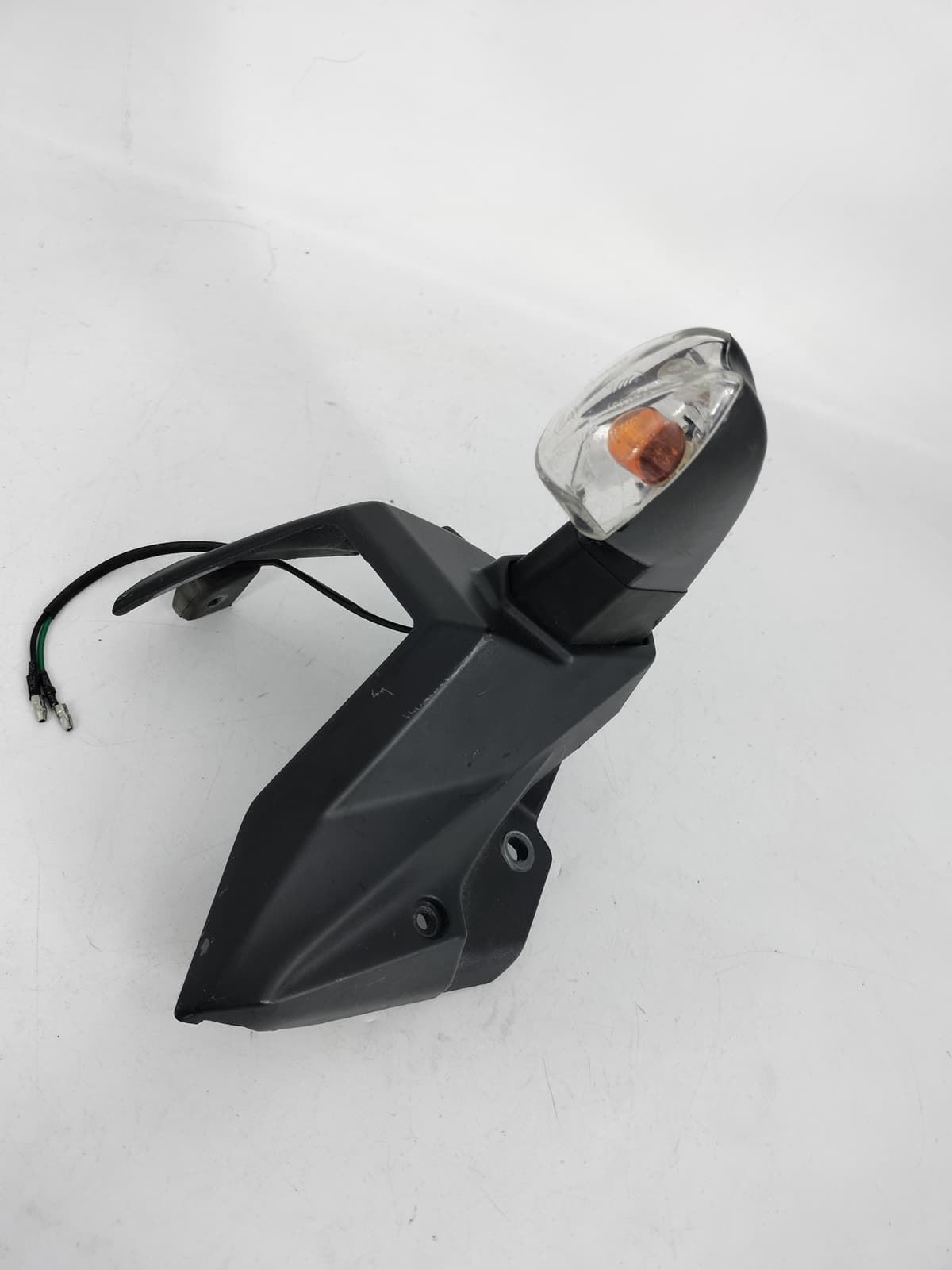 Intermitente delantero izquierdo y soporte KSR Code 125 y Keeway RKV 125 (OCASION) - Imagen 1