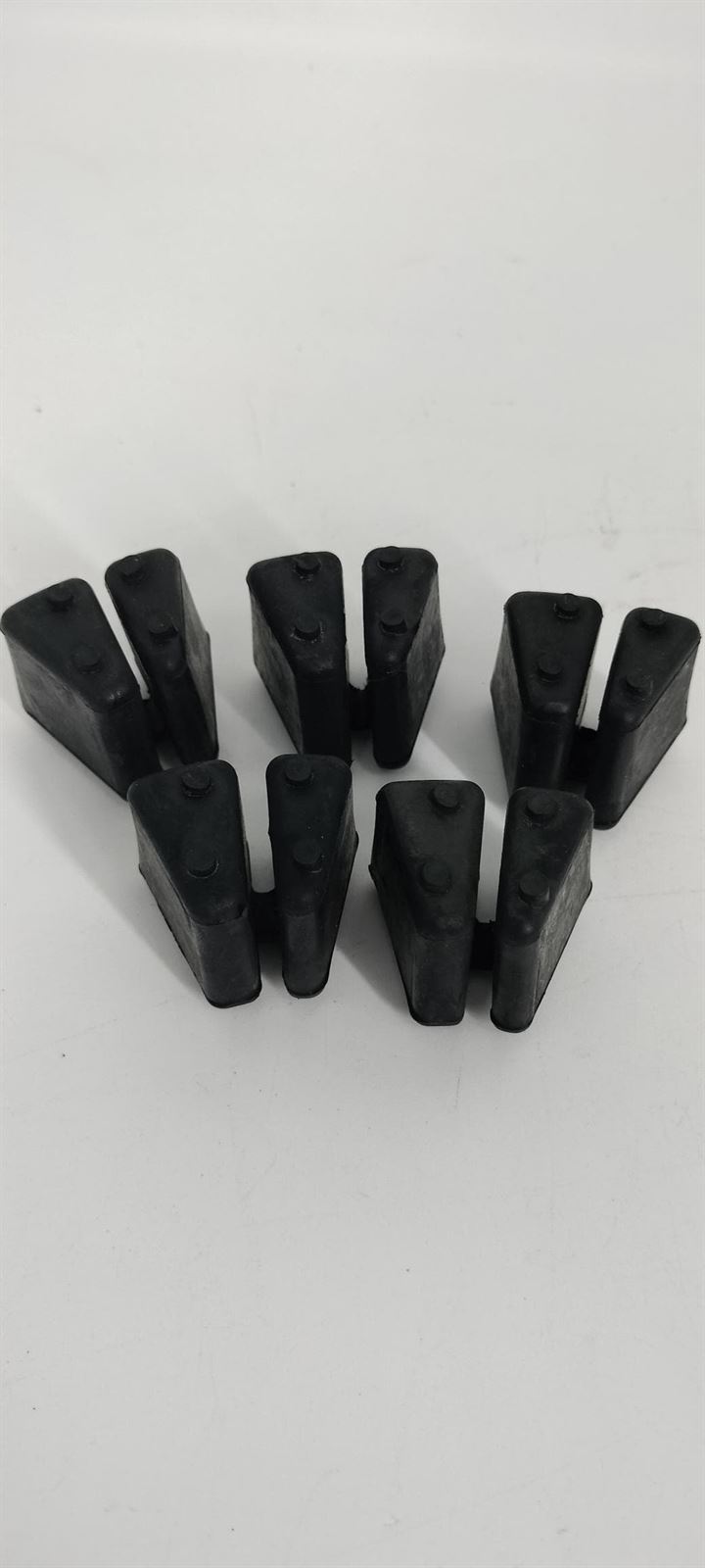 Juego 5 silenblocks Hyosung Aquila GV 125 - Imagen 1