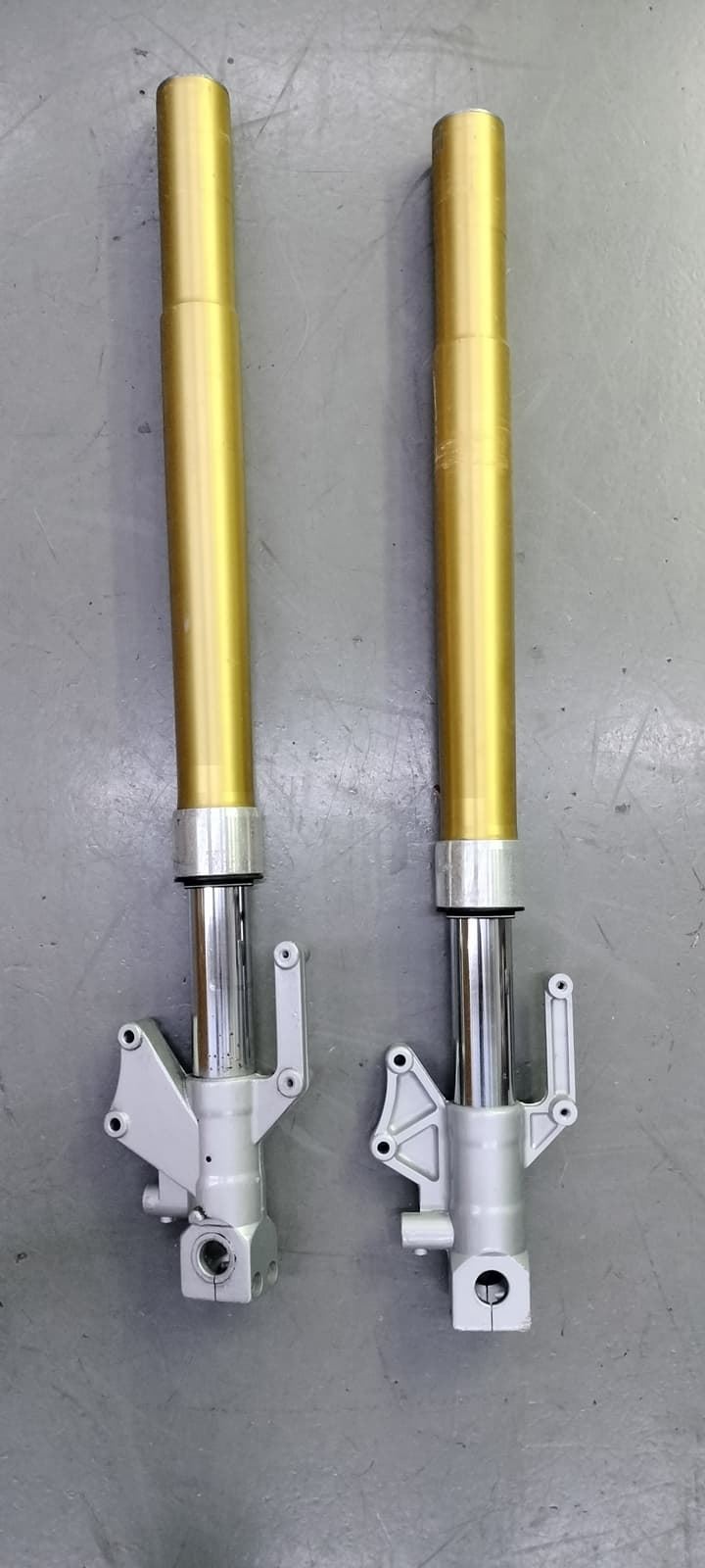 Juego de barras de horquilla Hyosung GTR (OCASION) - Imagen 5