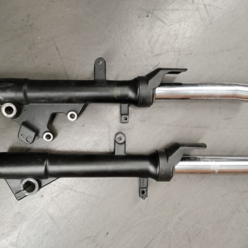 Juego de barras de horquilla Kymco K-XCT 125/300 (OCASION) - Imagen 1