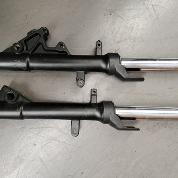 Juego de barras de horquilla Kymco K-XCT 125/300 (OCASION) - Imagen 2