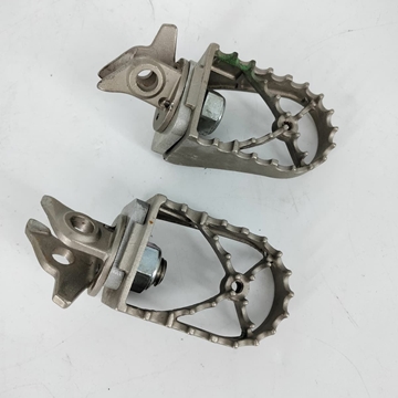 Juego de estriberas Higashi - Imagen 1