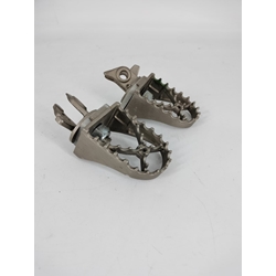 Juego de estriberas Higashi - Imagen 2