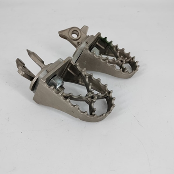 Juego de estriberas Higashi - Imagen 2