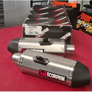 Juego de silenciosos Scorpion para Yamaha R1 2009 - Imagen 1