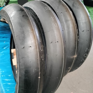 Lote 10 Slick Brigestone Radial 120/595R17 - Imagen 1