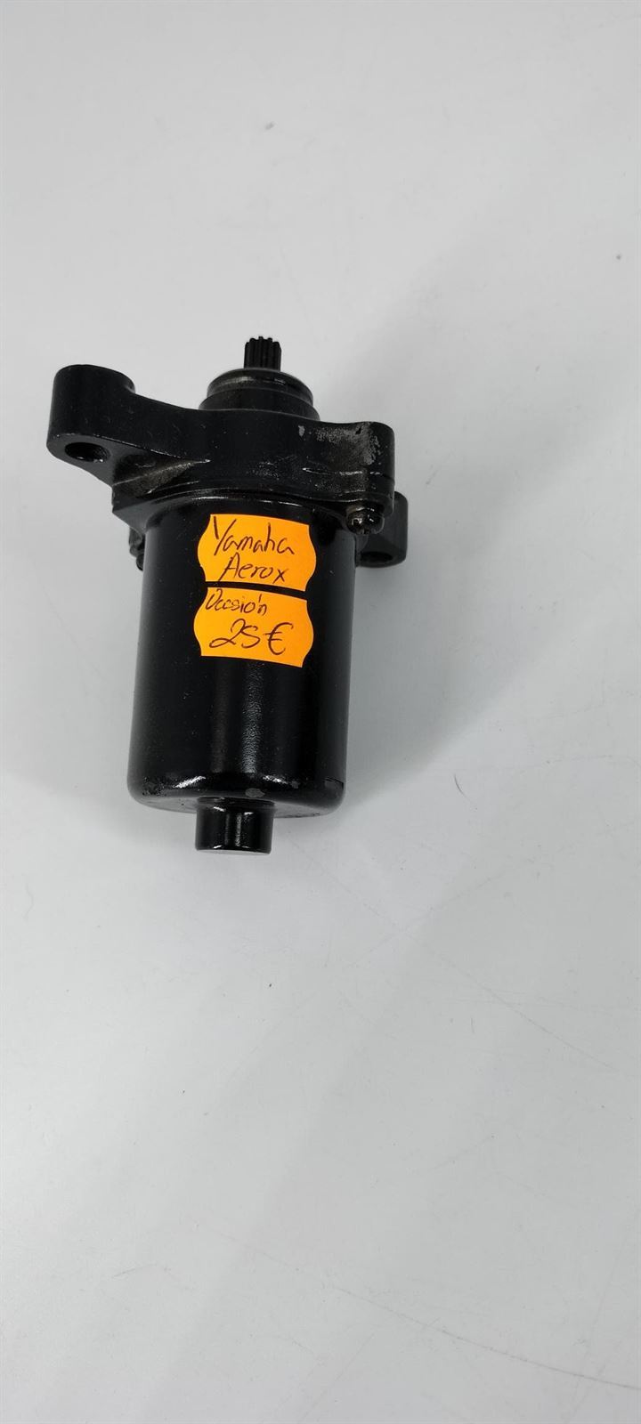 Motor de arranque Yamaha Aerox 50 - Imagen 1