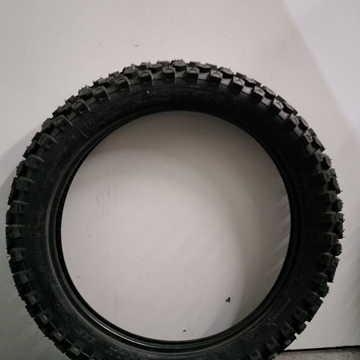 Neumático Cougar 4.00-18 - Imagen 1