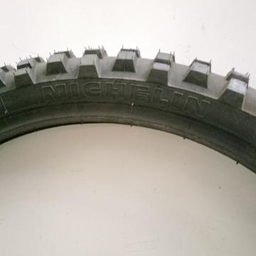 Neumático Michelin T63 80/90-21 - Imagen 1