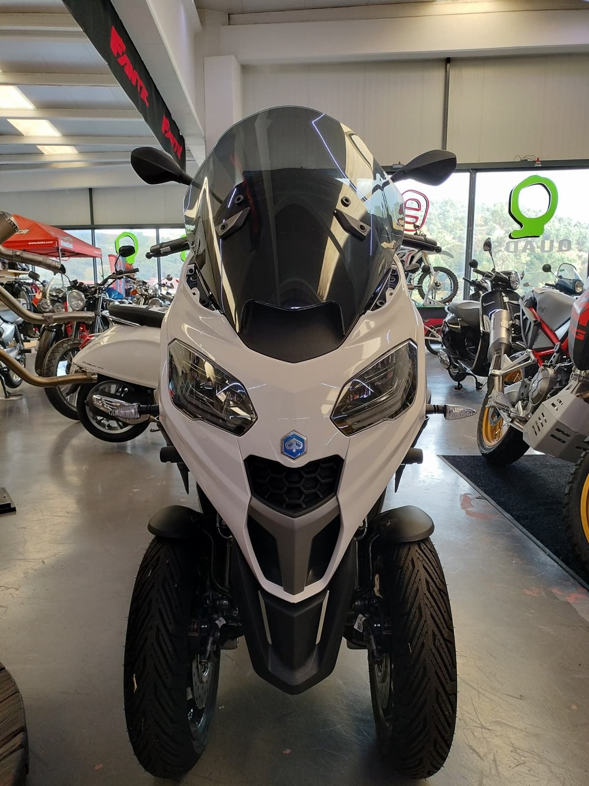 Piaggio MP3 310 HPE E5+ - Imagen 2