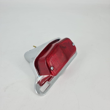 Piloto trasero con soporte placa matricula - Imagen 2