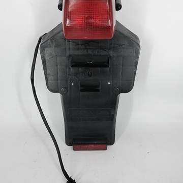 Piloto trasero Honda Dominator 650 (Ocasion) - Imagen 1