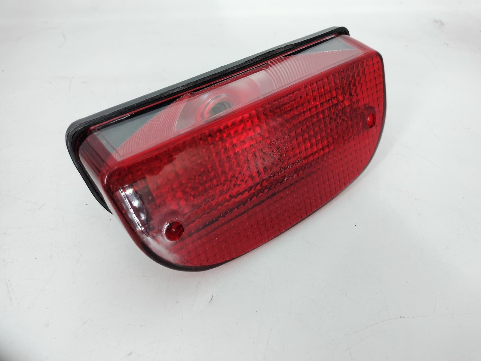 Piloto trasero Suzuki GSF F Bandit 400 y VX 800 - Imagen 3