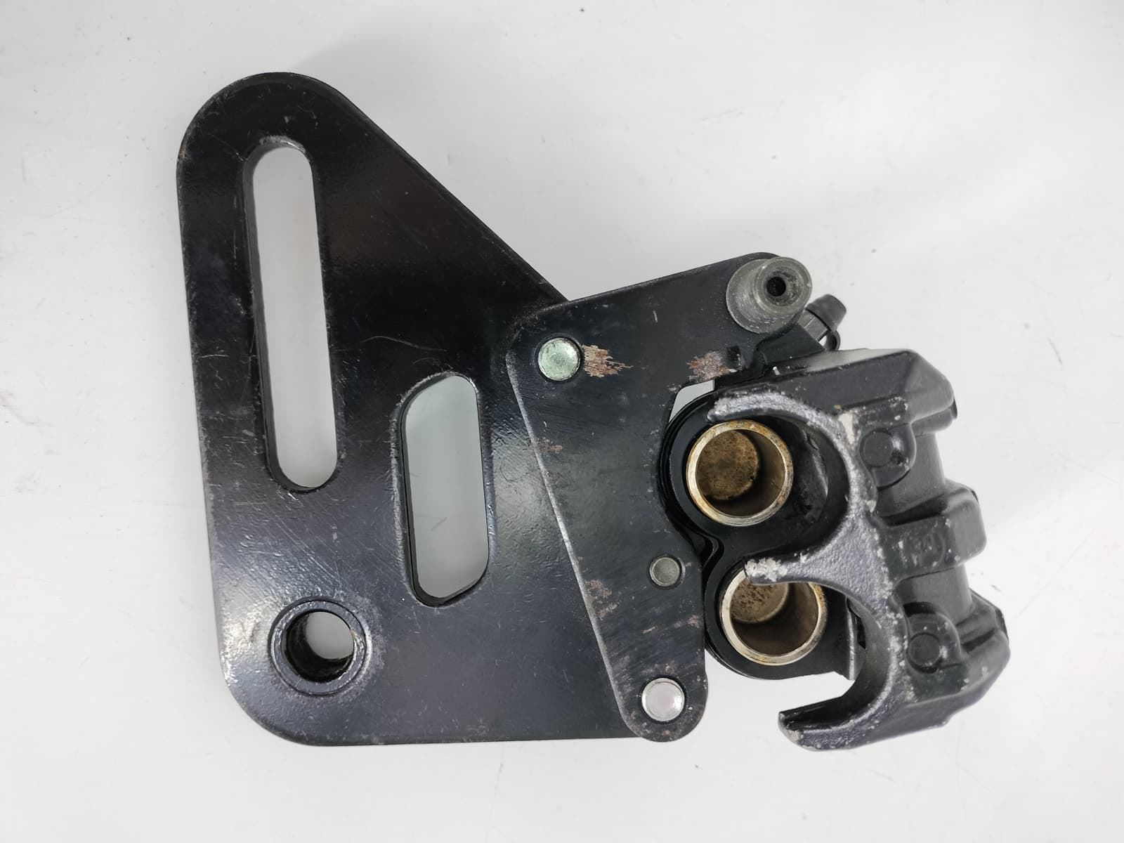 Pinza de freno trasero Keeway RKV 125 y KSR Code 125 (Ocasion) - Imagen 3