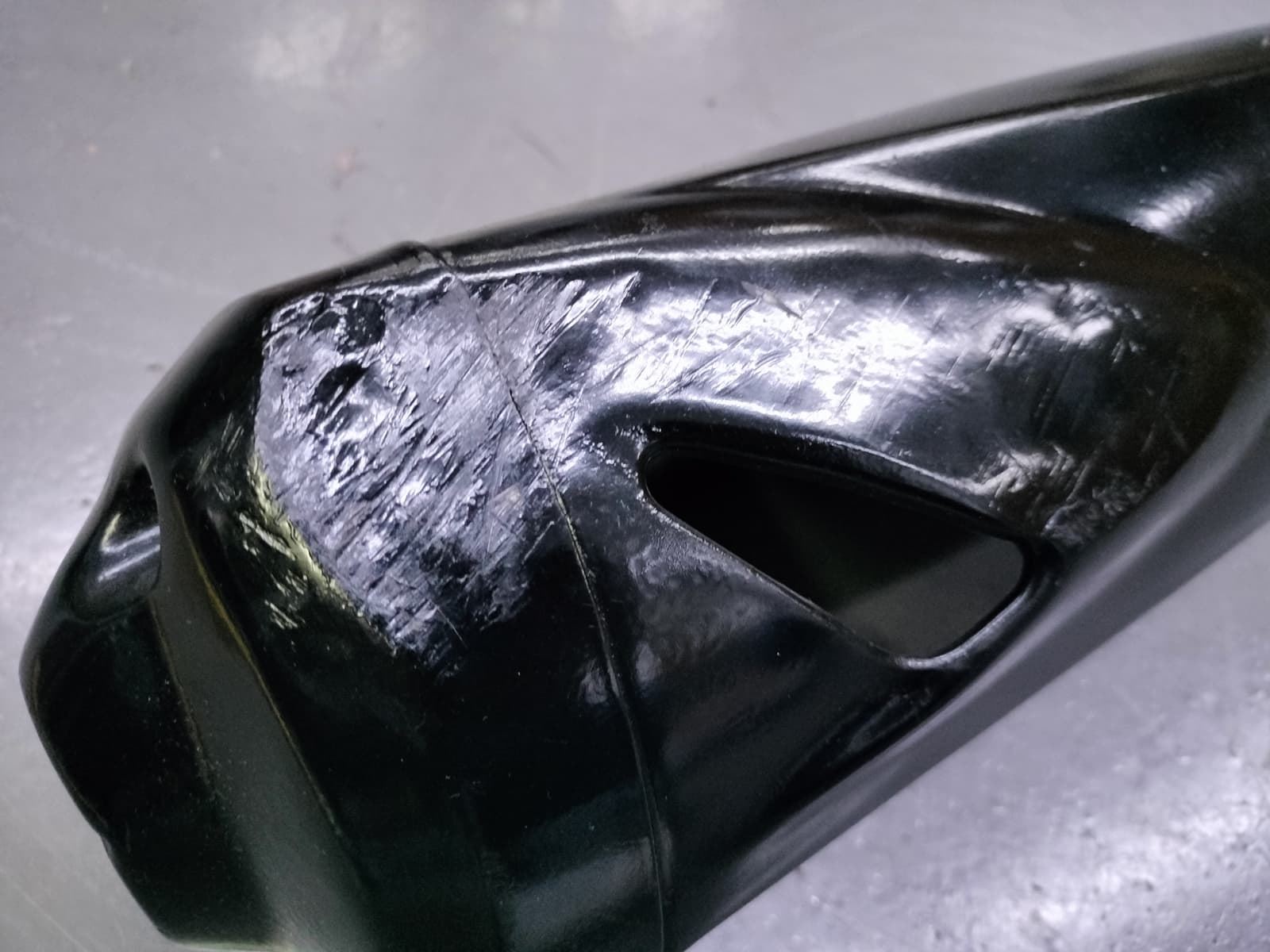 Protector de escape Keeway RKV 125 y KSR Code 125 (Ocasion) - Imagen 4