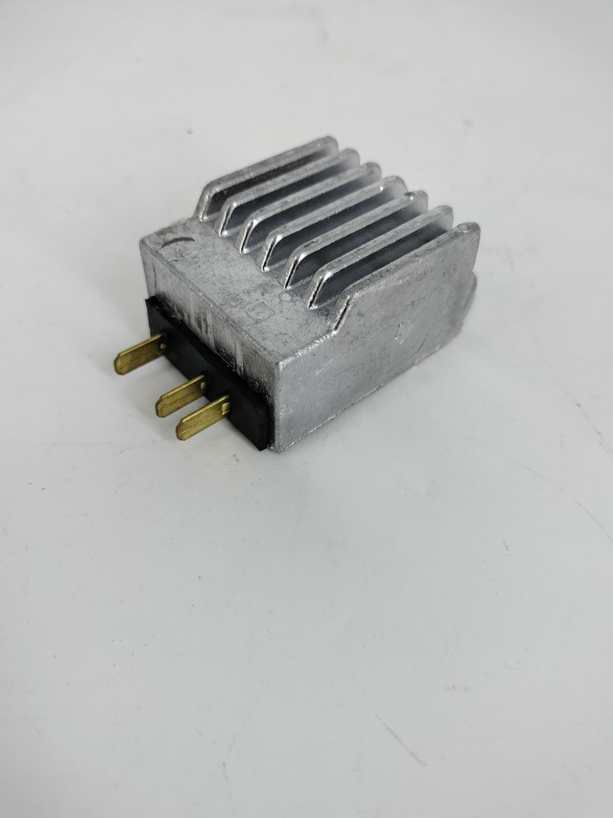 Regulador corriente continua y corriente alterna 12V 3A - Imagen 2