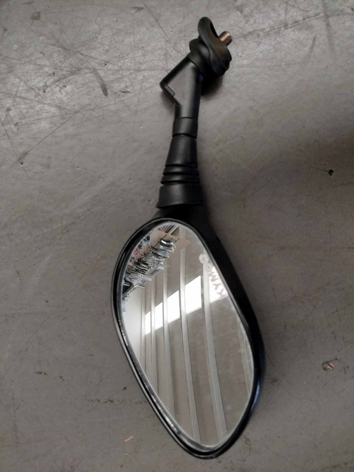 Retrovisor izquierdo Kymco Superdink 125 (OCASION) - Imagen 1