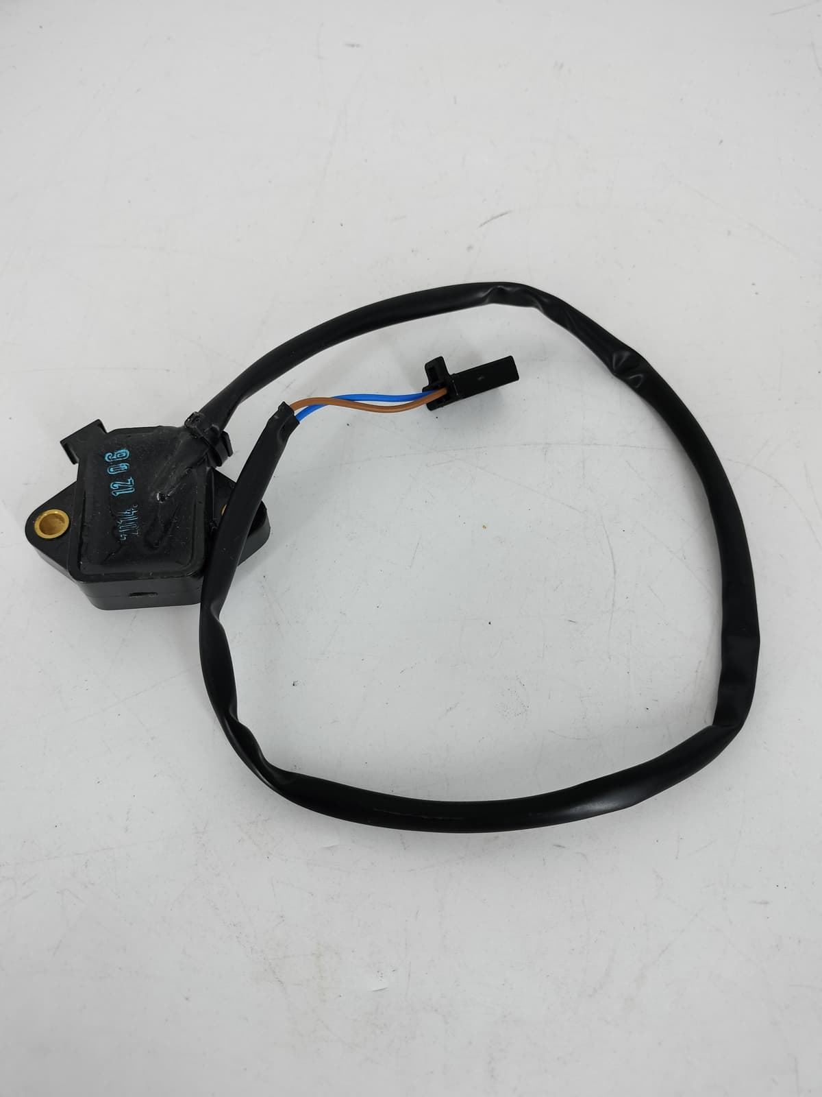 Sensor punto muerto Hyosung GV 250 y GD 250 - Imagen 2