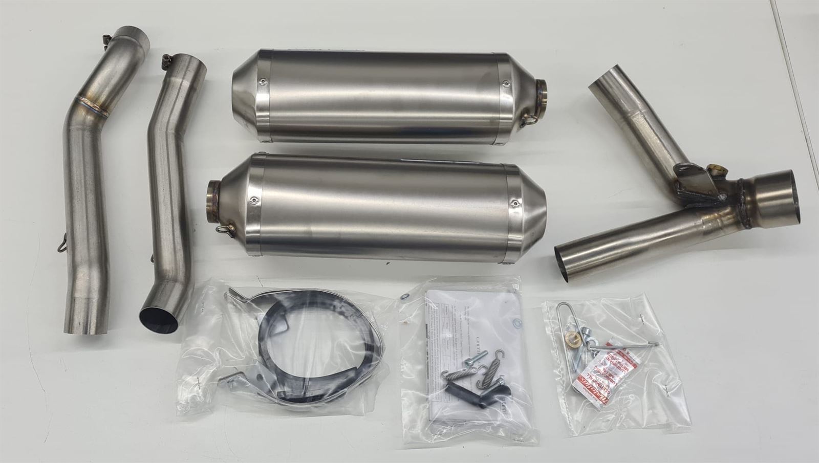 Silencioso Gianelli para Suzuki GSXR 1000 '07 - Imagen 1