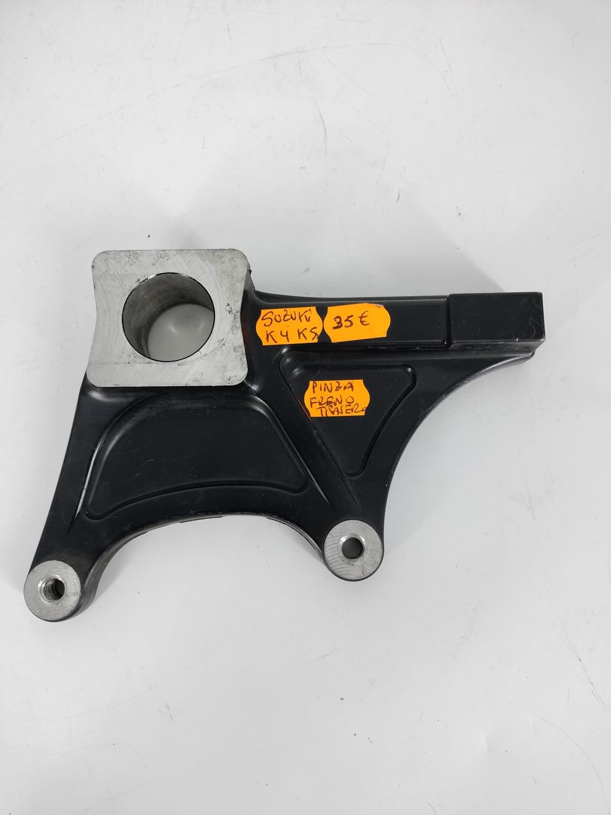Soporte pinza de freno trasero Suzuki K4 - K5 (Ocasión) - Imagen 2