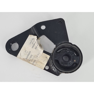 Soporte silenblock de motor Piaggio X7, X8 y X Evo 125, 200, 250 y 300 - Imagen 2