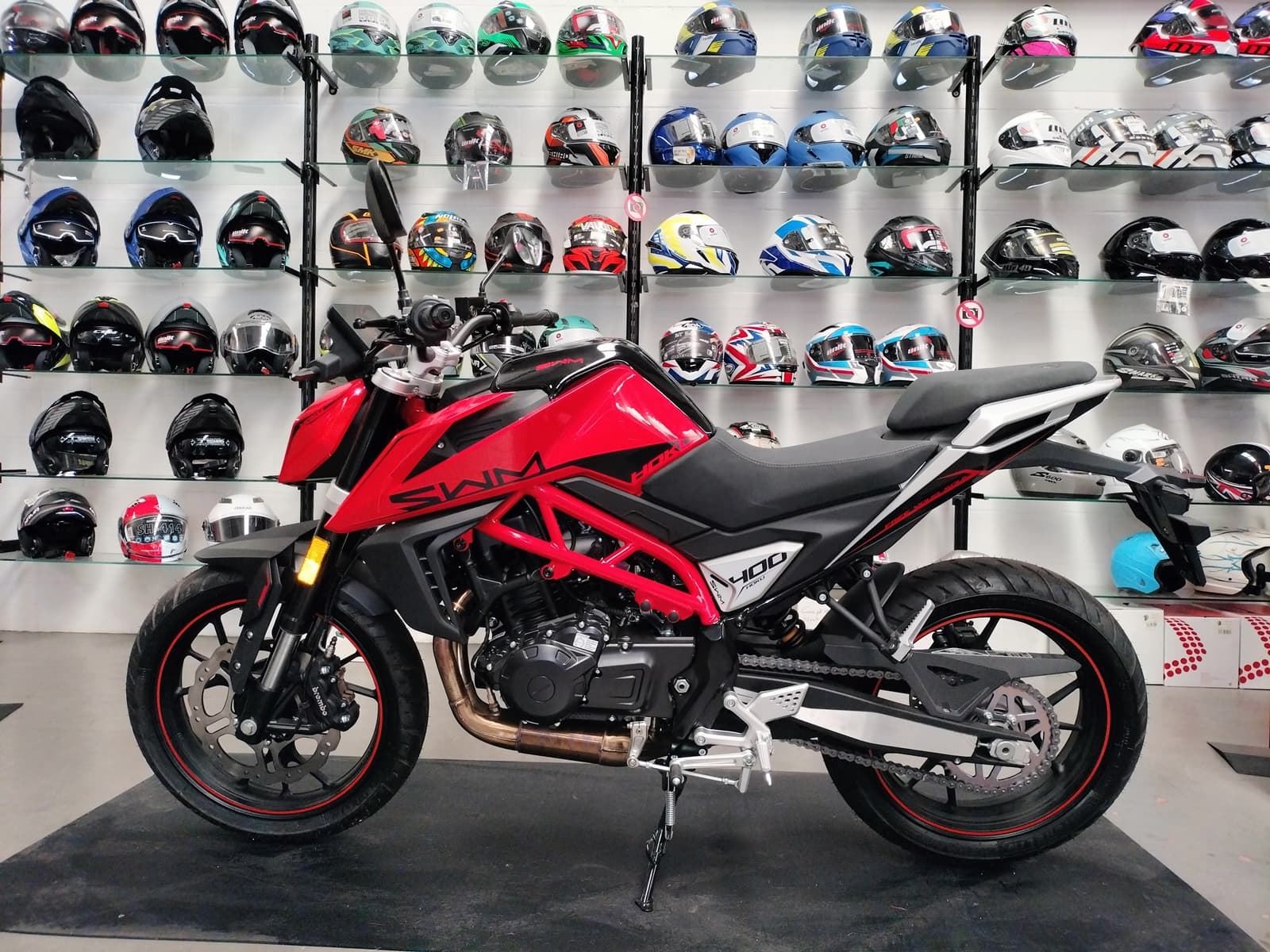 SWM Hoku 400 - Imagen 1