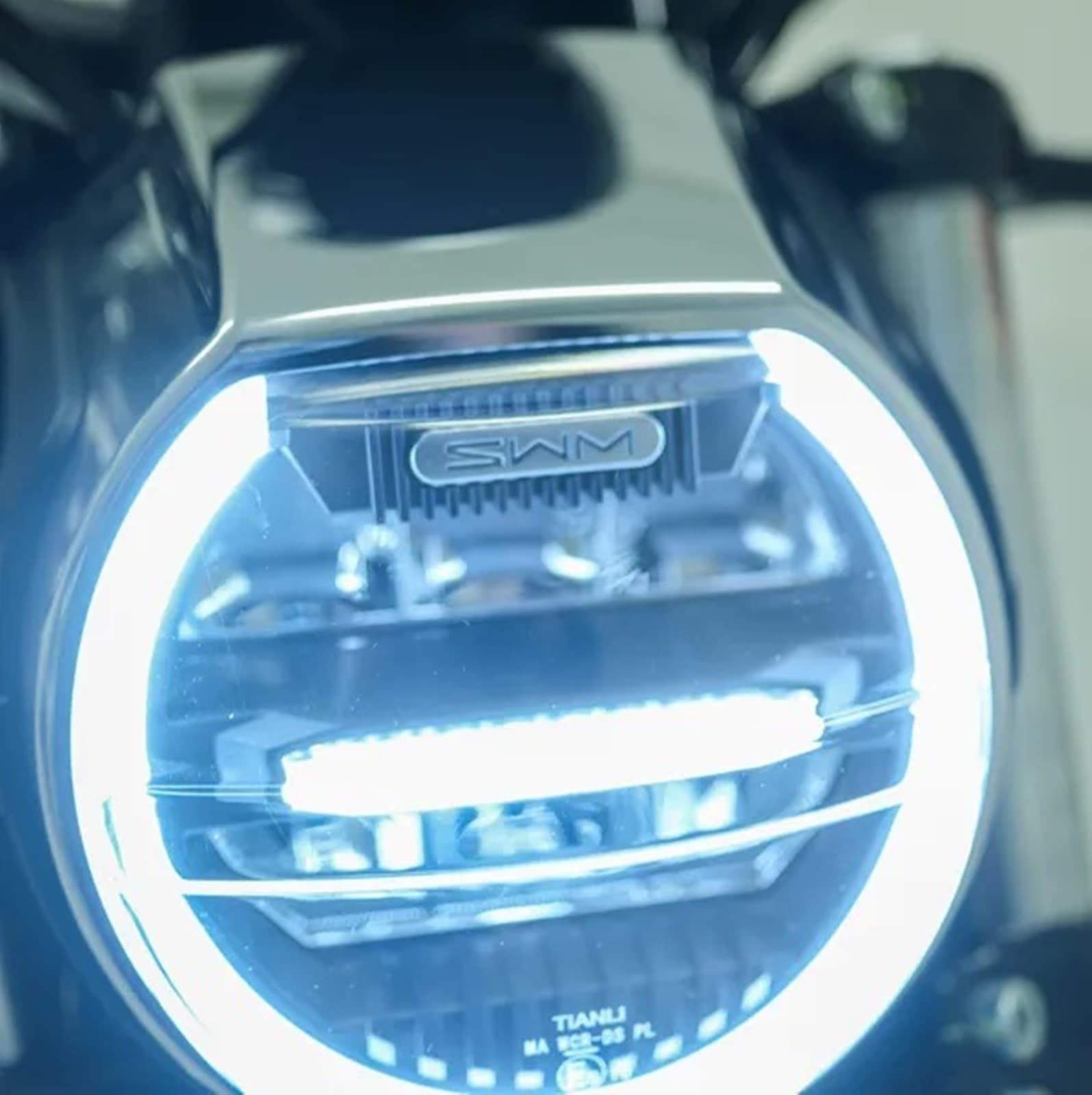 SWM Stormbreaker V 1200 verde - Imagen 10